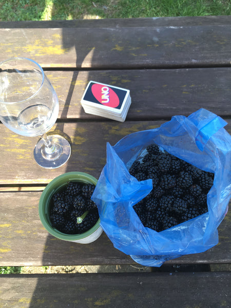 Blackberry Wine Recipe - Mock Claret with less than a kilo of blackberries