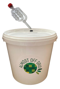 5 Litre Fermentation Buckets with Lids Grommets and Airlocks x2 and 100g VWP